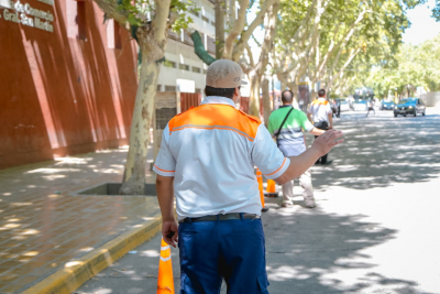 Capital pondrá monitores urbanos para ordenar el ingreso a las escuelas de la UNSJ