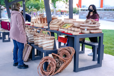 Las ferias artesanales de Capital amplían días y horarios de atención