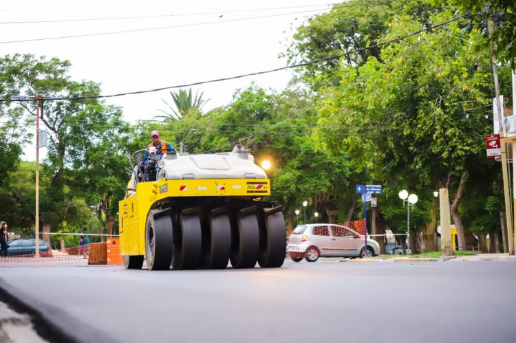 La calle Juan Jufré, con asfalto a nuevo