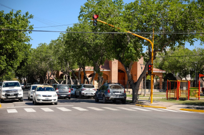 Capital: nuevo semáforo en la esquina de la Medalla Milagrosa