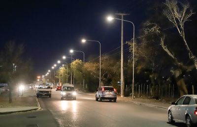 Más de 1100 lámparas de luz blanca en los distritos de Capital