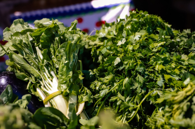 La feria de Capital: una usina de productos saludables a buen precio