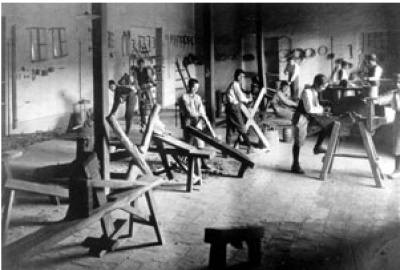 Talleres de Carpinteria 1925 - Esc. Industrial Domingo Faustino Sarmiento