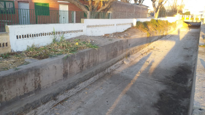 Canal Benavídez: Capital levantó 4 camionadas de basura en 5 cuadras