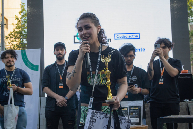 Una joven mujer arrasó en la 3° Edición del Campeonato de Baristas