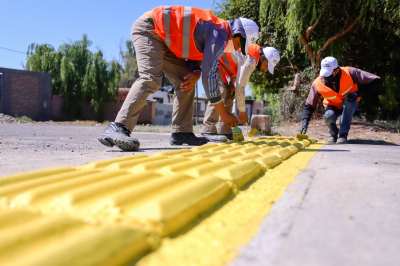 Capital continúa la concreción de obras viales y de renovación de espacios