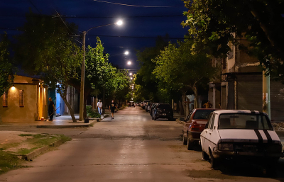 Trinidad suma luminaria para una Capital 100% con luz blanca