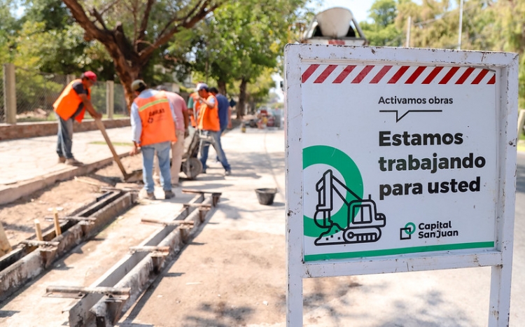 Nuevas banquinas, veredas y sendas peatonales frente al Parque de Mayo