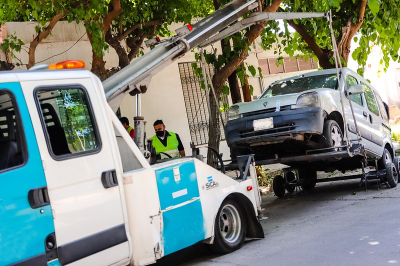 Autos abandonados: Capital intimó y más de la mitad se hizo cargo