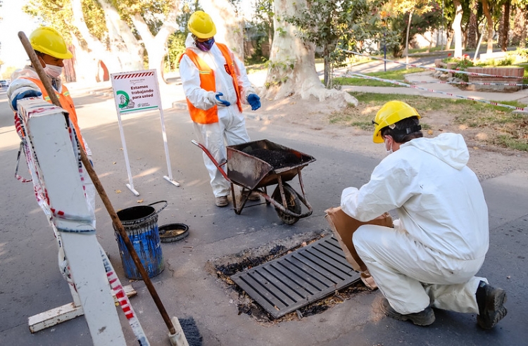 Capital comenzó con el Plan de bacheo de 50 mil metros lineales