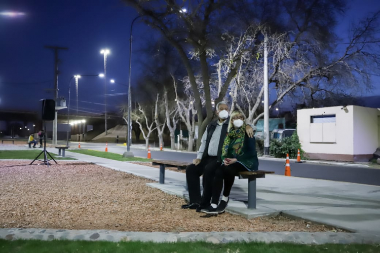 Emocionante inauguración de espacio verde, donde antes había baldío