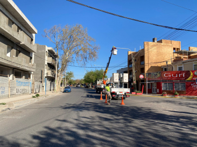 Desamparados: los vecinos de Av. Córdoba se suman a la Capital 100% luz LED